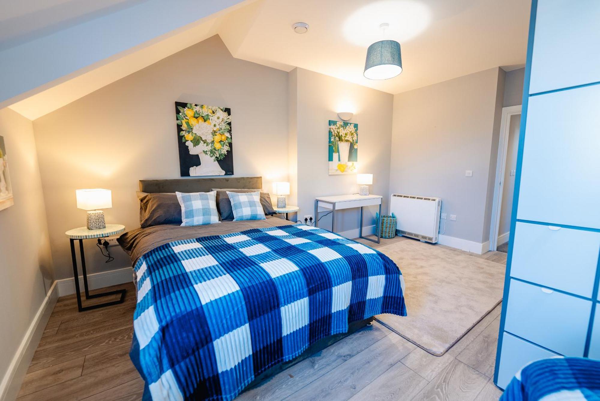 Luxury Spacious 2-Bed & High Ceiling Cardiff Buitenkant foto