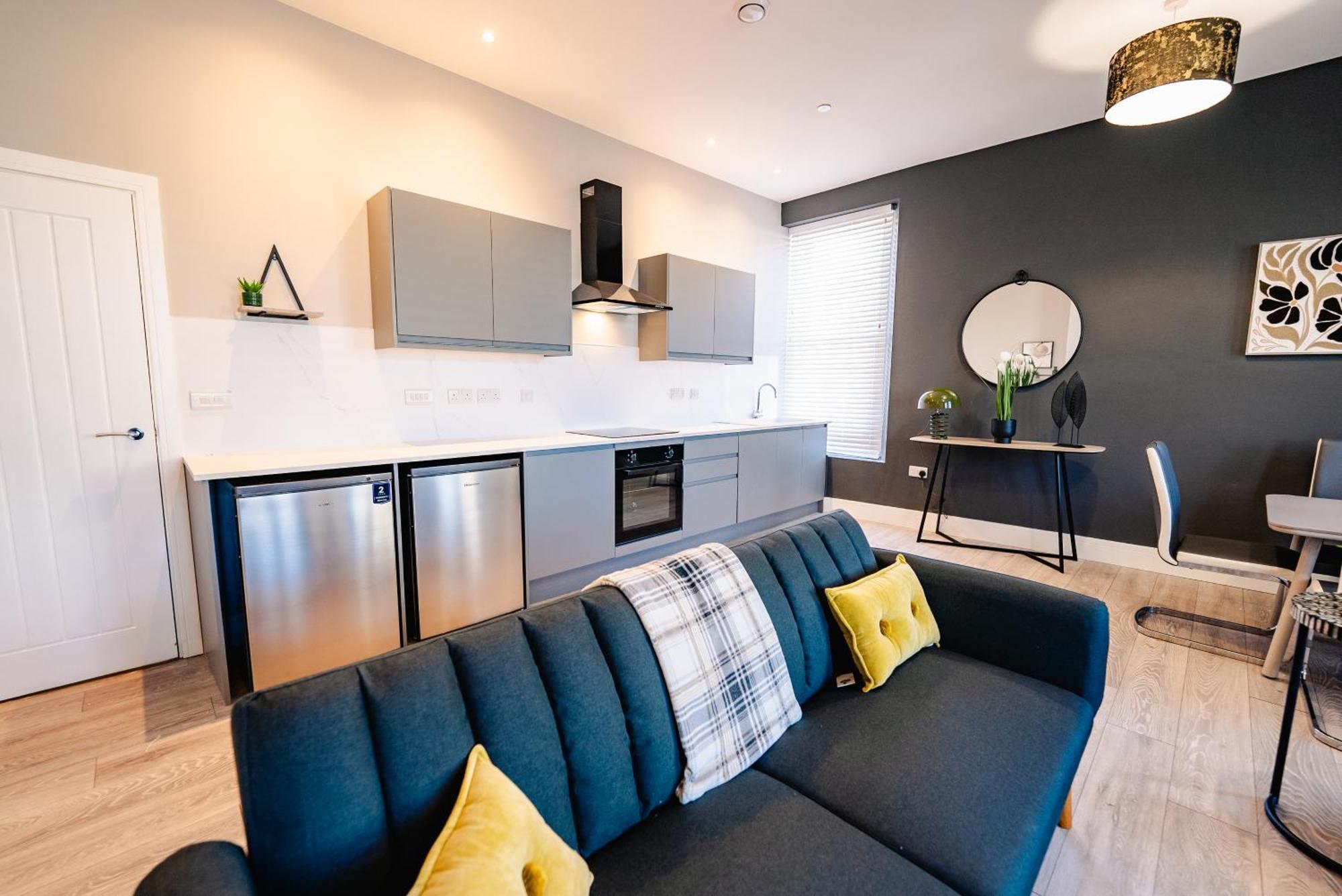 Luxury Spacious 2-Bed & High Ceiling Cardiff Buitenkant foto