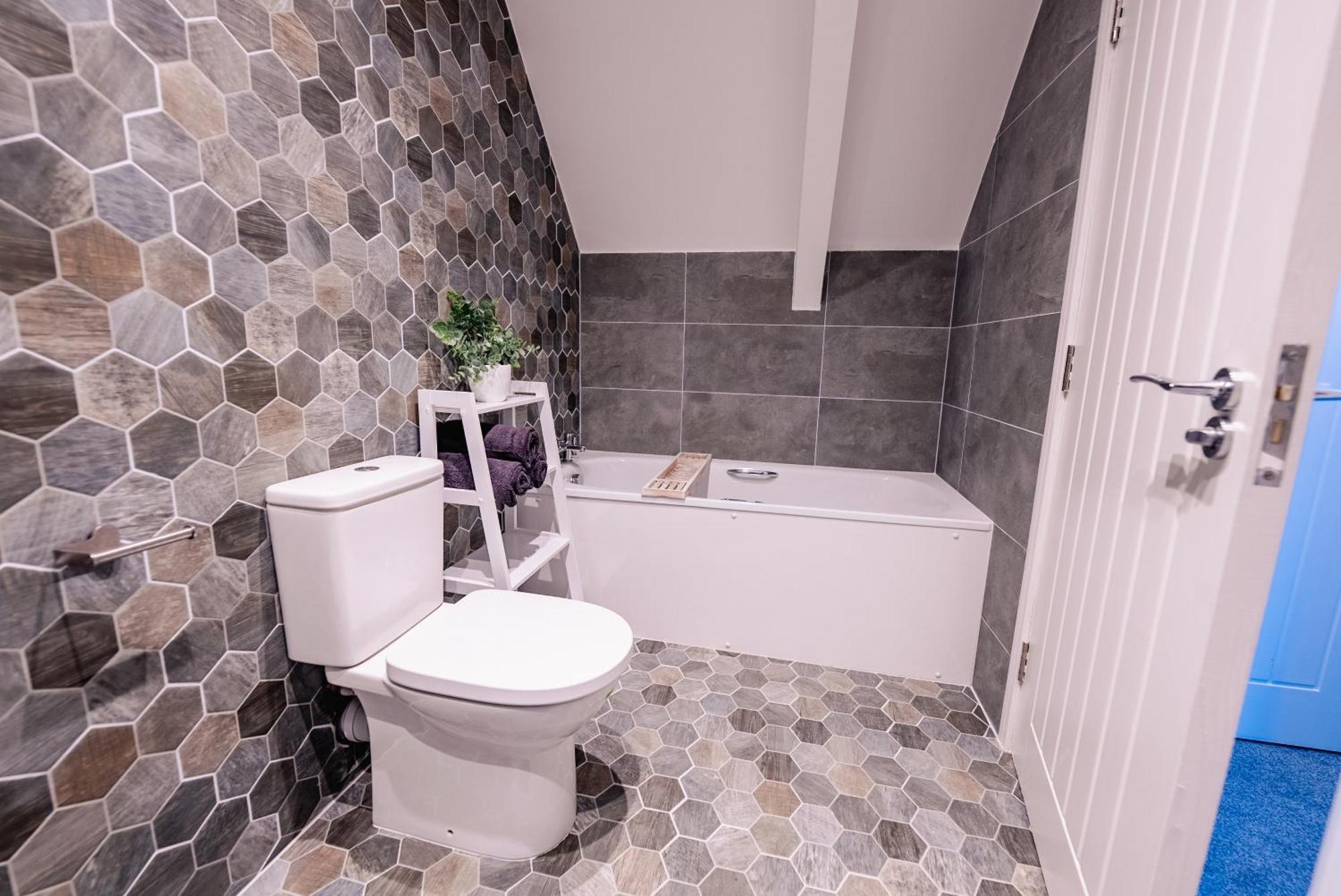 Luxury Spacious 2-Bed & High Ceiling Cardiff Buitenkant foto