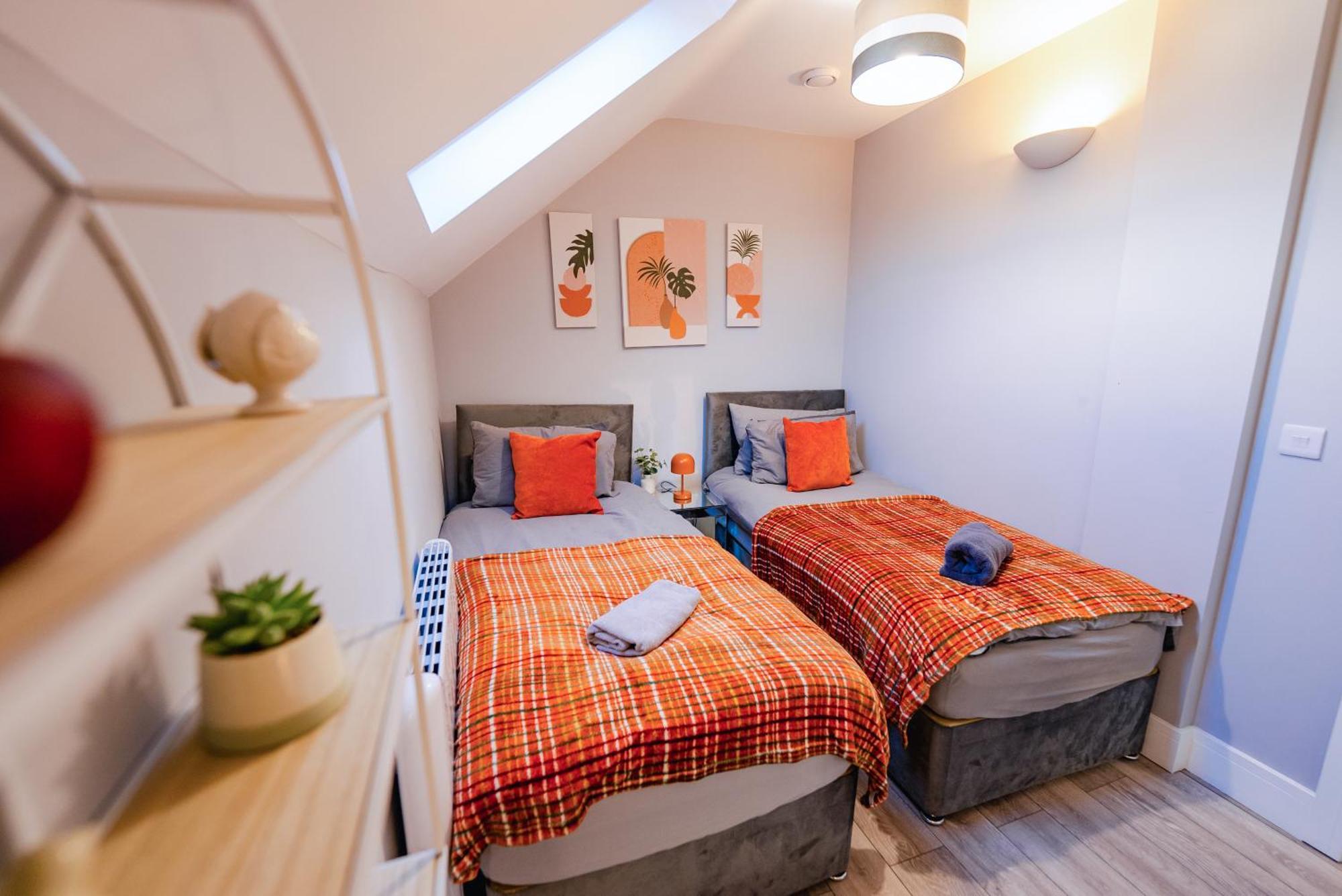 Luxury Spacious 2-Bed & High Ceiling Cardiff Buitenkant foto