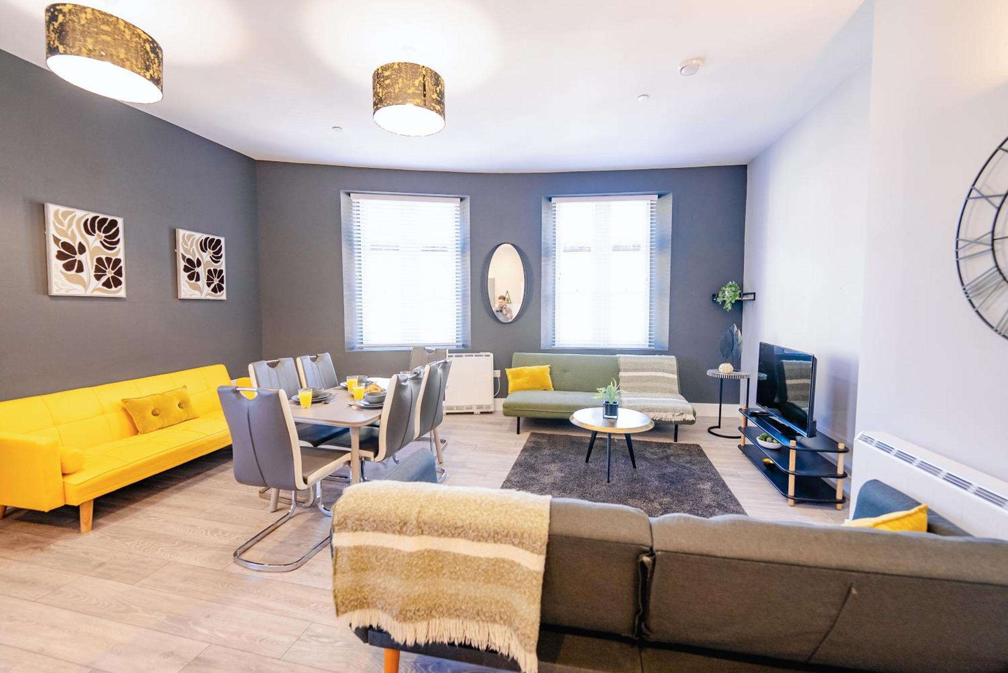 Luxury Spacious 2-Bed & High Ceiling Cardiff Buitenkant foto